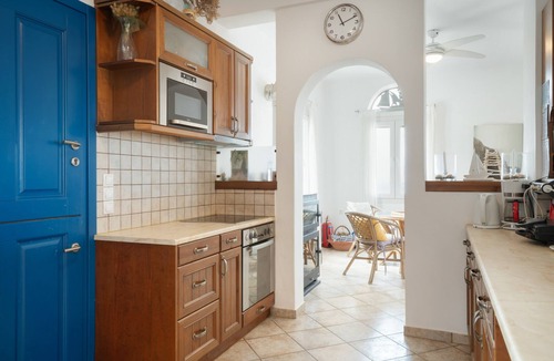 Exomvourgo House | Beach House in Tinos Island – Sea View, Wi-Fi, Air Conditioning