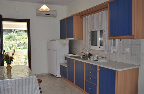 Sinarades Apartment | Beach house Tolis Pelekas Beach Corfu
