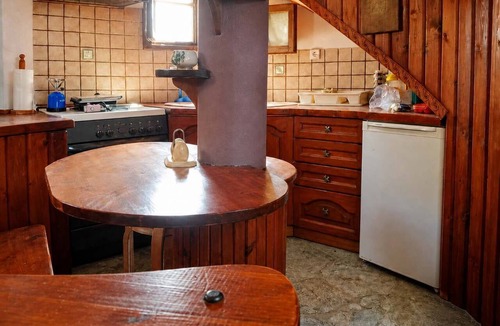 Platees House | Beach Livadostra StoneTower - Private Pool Retreat