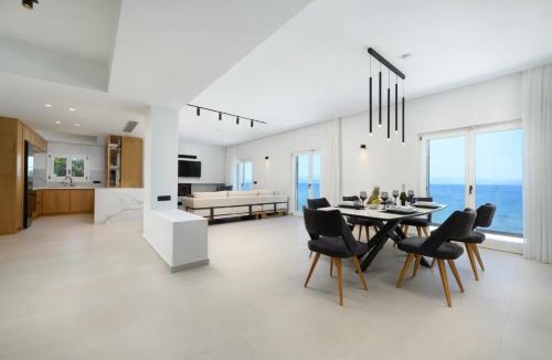 Dafnata Villa | Beachfront Achillion Bay Villa in Corfu