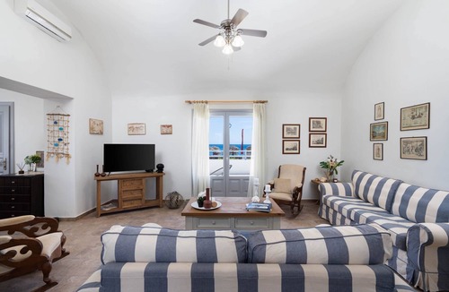 Perissa Villa | Beachfront Blue Canvas Villa , Seaview