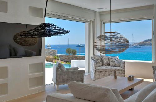 Platis Gialos Villa | Beachfront Mykon Villa