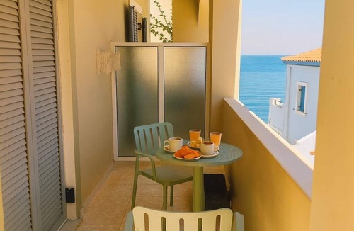 Agia Pelagia Apartment | Beachfront Panorama Double Room in Kythira