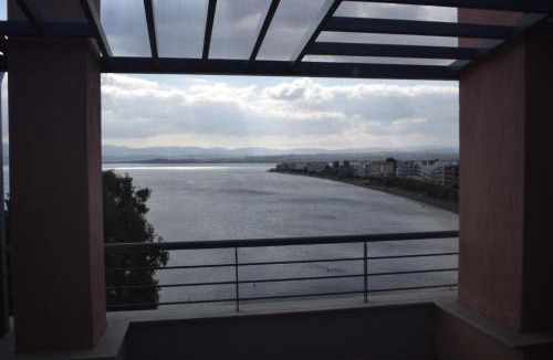 Lefkandi Apartment | Beachfront Penthouse with Seaview