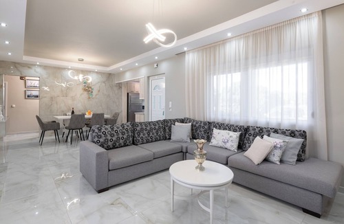 Plimmiri Villa | beachfront pool villa Cottage
