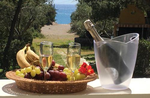 Gennadi Villa | Beachfront Villa SeaShell Superior