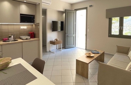 Stalida Apartment | Beautiful apartment for 4 guests with WIFI, A/C, TV, terrace and parking