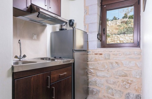 Lentas Apartment | Beautiful apartment in Lentas with sea view and pool