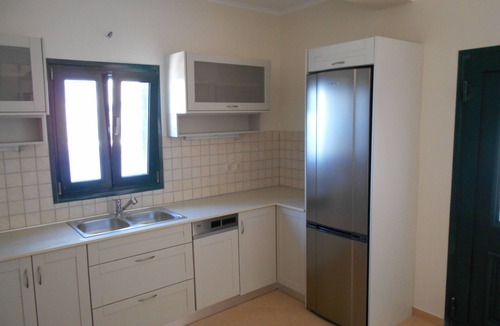 Kamari House | Beautiful, comfortable villa with swimming pool and superb views.