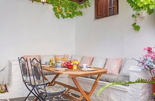 Koskinou House | Beautiful Historic 3-bedroom house in Koskinou