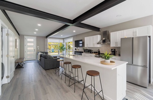 Alberta Beach House | Beautiful home in peaceful and tranquil location