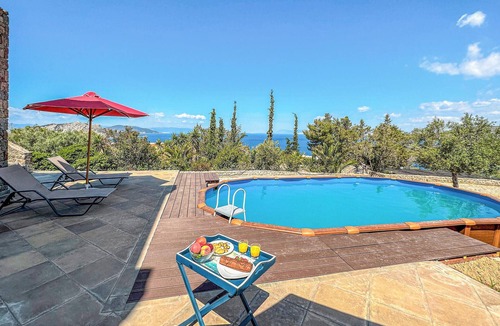 Kontos House | Beautiful home in Perdika with WiFi