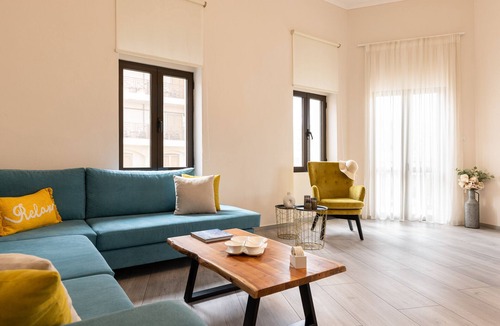 Nea Chora House | Beautiful large apartment in the heart of Chania.