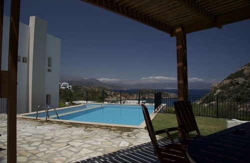 Istron Villa | Beautiful seaview villa with private sea water pool