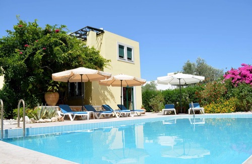 Lindos Villa | Beautiful Tranquil 3 bed 2 bath Villa with large Private pool 5 min from Lindos
