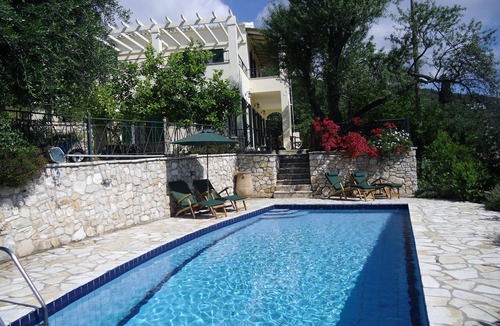 Kentroma Villa | Beautiful Villa, short walk to Agni Beach, heated pool with stunning views