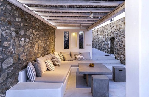 Ano Mera Villa | Bell View Villa