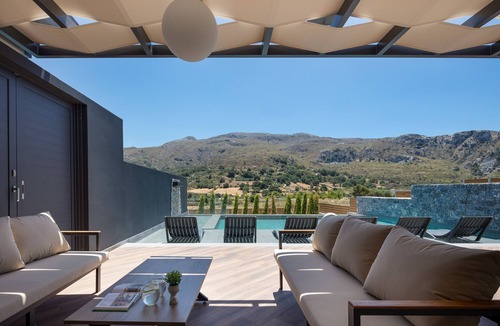 Agkouseliana Villa | Bella Vista villa,Serene,Nature views,private pool