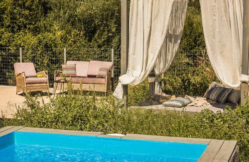Aetos House | Berthina House