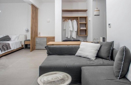 Kini Apartment | BH786 - C - Suite Syros