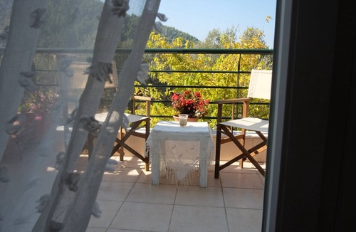 Vourvourou Villa | BILLIAS HOUSE VOURVOUROU 4-room house, 8 people with great views of the sea