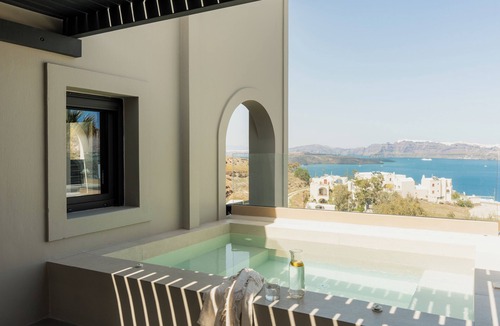 Akrotiri House | Black Diamond Suites - Adults Only