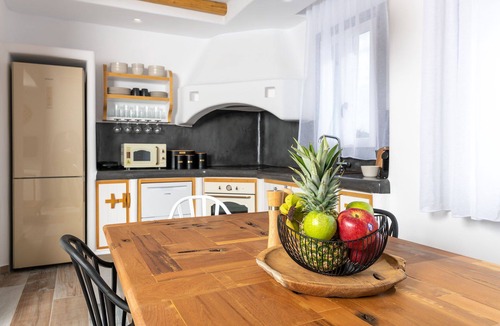 Glinado Villa | Black Villa - Naxian Sunset Villas complex - Private Pool
