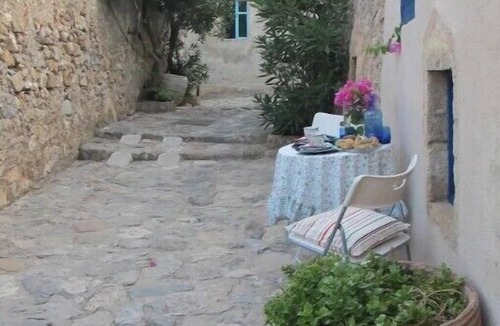 Monemvasia Apartment | Blue Door (in the castle of Monembasia)