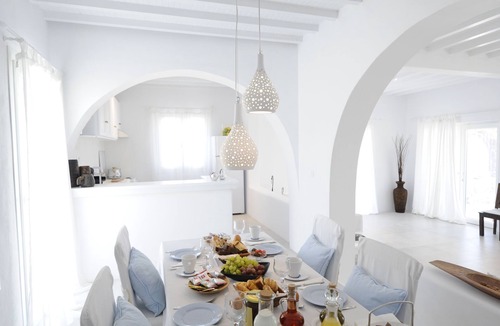 Kalafatis House | Blue Eye Grand Villa Mykonos
