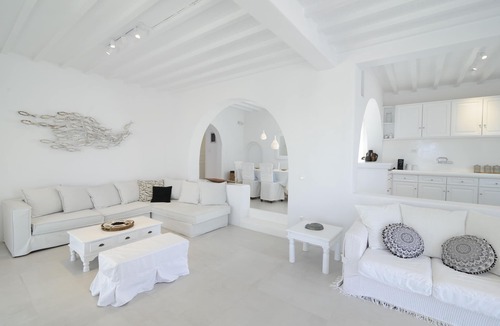 Kalafatis House | Blue Eye Grand Villa Mykonos