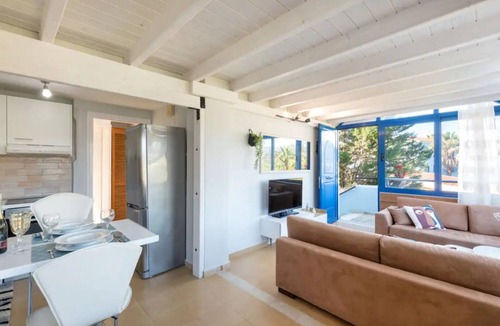 Old Town Apartment | Blue Haven Beach Loft Apartment