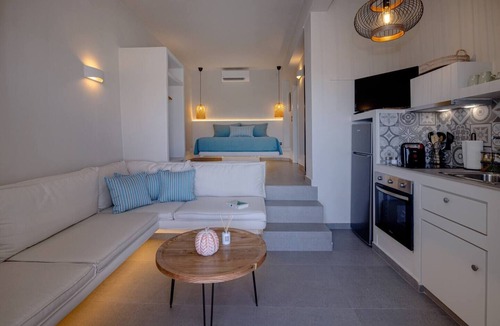 Tinos Town Apartment | Blue Pearl Suite in Tinos