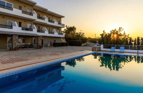 Agkisaras Apartment | Blue sea apartment. Pool and sea view .