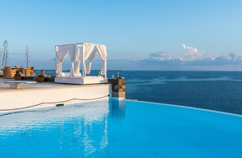 Syros Villa | BluEros Luxury Villa - Syros Private Pool Gem