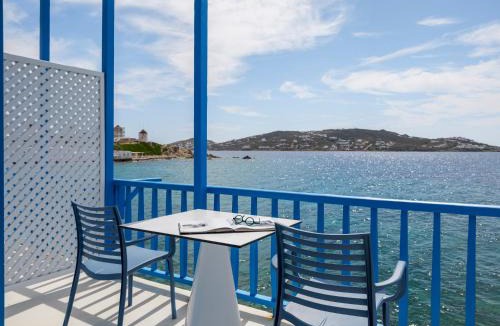 Little Venice Bed & Breakfast | Bluetopia Suites
