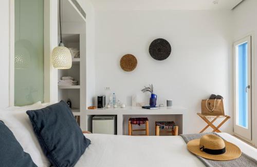 Little Venice Bed & Breakfast | Bluetopia Suites