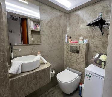 Kouvaras Apartment | Boutique Eptalofos 2 15min from airport and sea