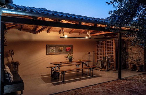 Neo Souli House | Boutique Stone Cottage w. large private Terraces