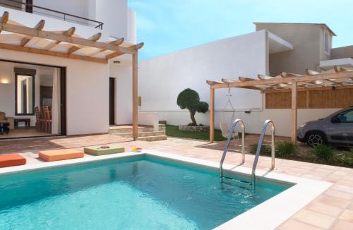Chorafakia Villa | Boutique Villa Retreat Amalia with heated pool