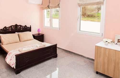 Markopoulo Mesogaias Apartment | Bright and Relax StudioC in Porto Rafti!