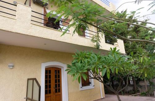 Agios Dimitrios Apartment | Bright apartment with balcony close to the beach #4