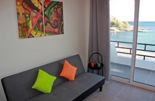 Haraki Apartment | Budget Studio 1 - Sea view - Renovated February 2021