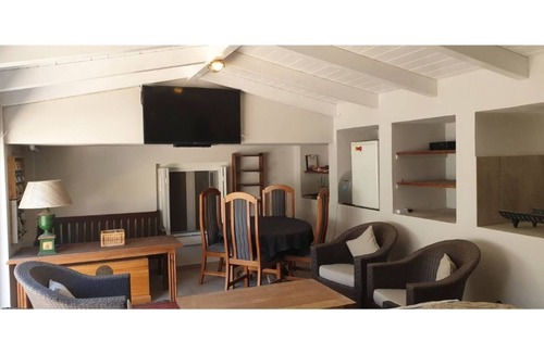 Kioni Apartment | Byron House - Apartment 1