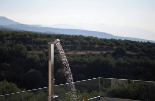 Skouloufia Villa | Caelum Villa with Heated Pool, By Hellocrete
