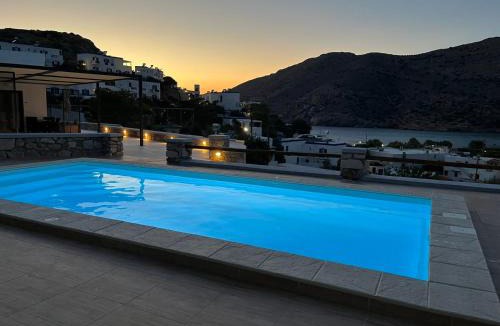 Galissas Apartment | Caldera Suites "Ελιά"