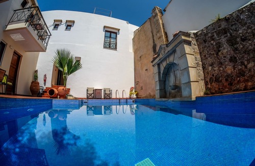 Atsipópoulon Apartment | Calergi 8❤️️Self check-in❤️Very Fast Wi-Fi🌼Private outdoors space🏡Kitchen❤️️