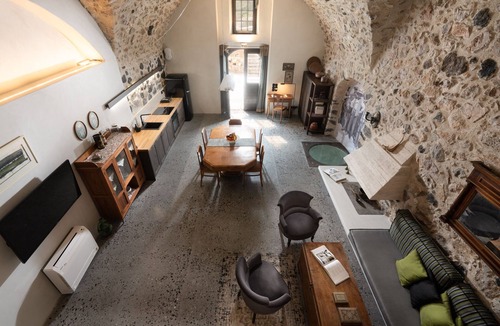 Santorini Villa | Canava Villas #2 with Private Pool @Medieval Village , Santorini