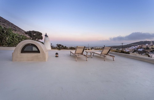Santorini Villa | Canava Villas #2 with Private Pool @Medieval Village , Santorini