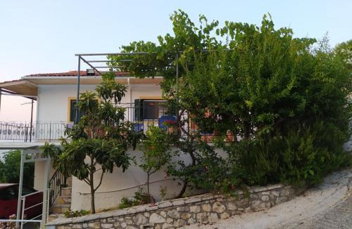 Longos House | Captain's House