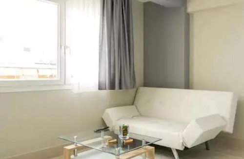 Thessaloniki City Centre Apartment | Caravanserai Studio 4